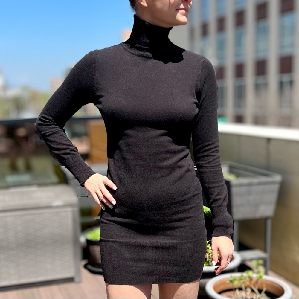 Forever 21 Black Short  Sweater Dress Turtleneck Long Sleeve, Stretchy - Medium